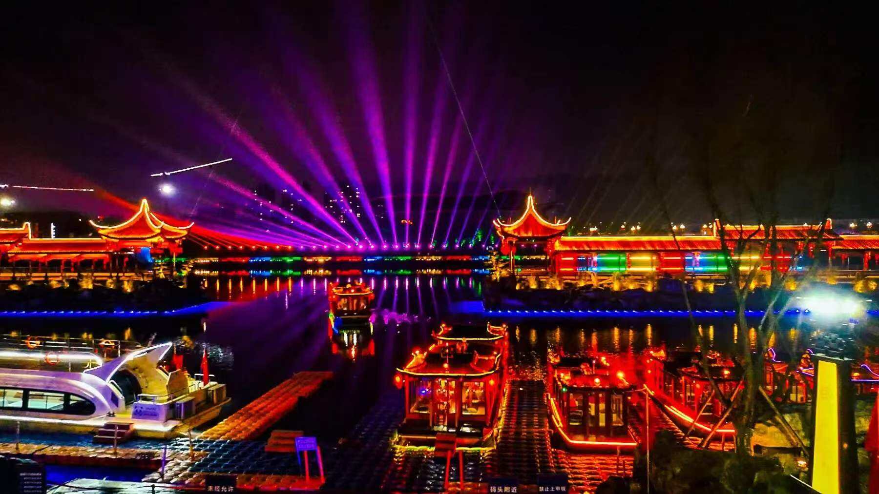 夜游青衣江